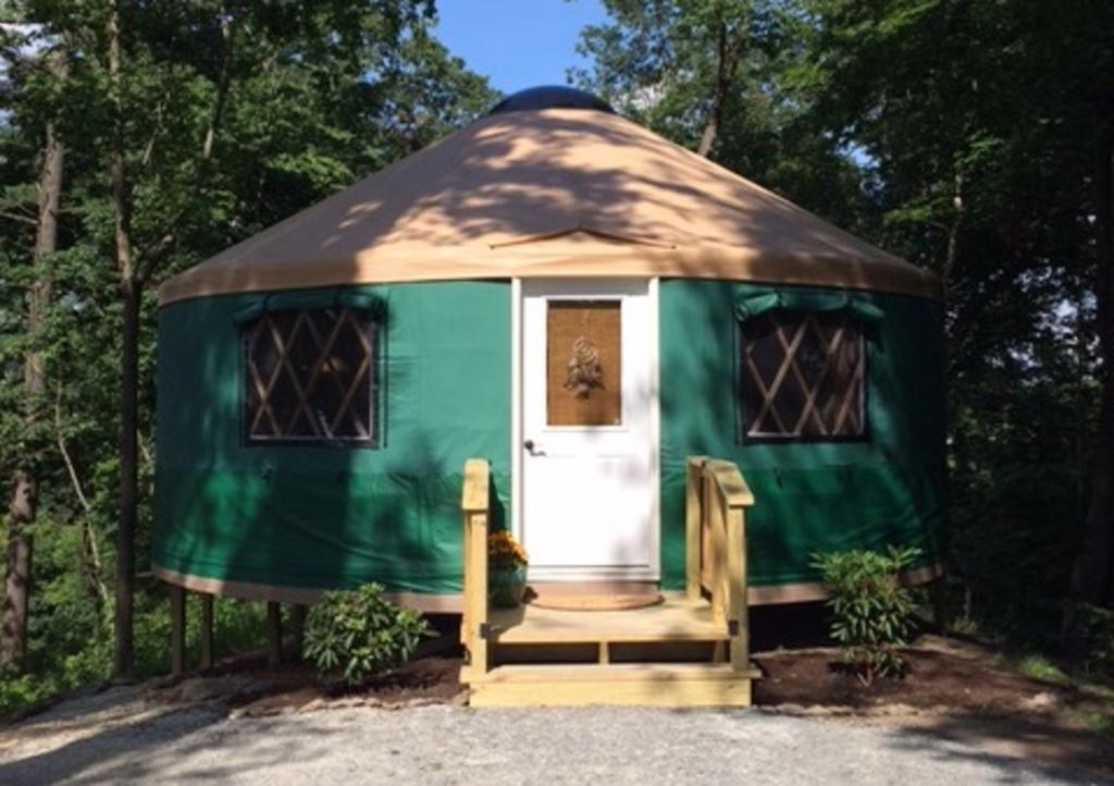 Circle M Camping Resort 16 Ft. Yurt 1 Lancaster Eksteriør bilde